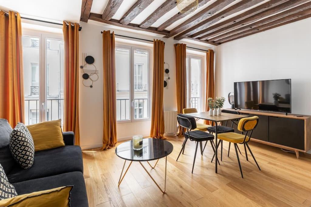 Grands Boulevards 22 : Appartement Cosy 1Br-4P باريس المظهر الخارجي الصورة