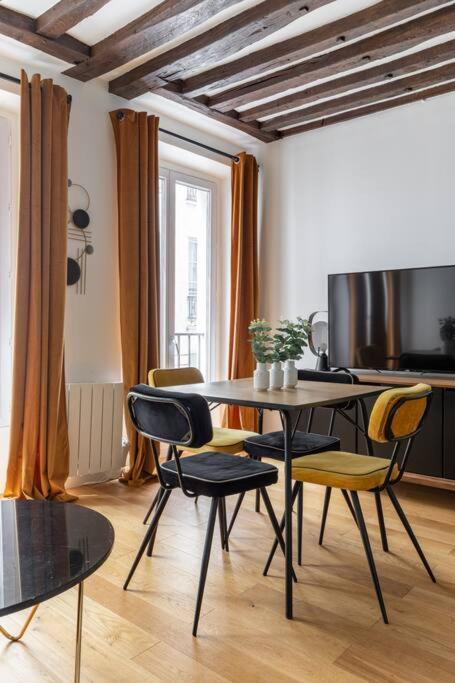 Grands Boulevards 22 : Appartement Cosy 1Br-4P باريس المظهر الخارجي الصورة